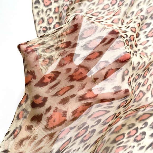 NWOT Orange & Tan Animal Print Lightweight Flowy Scarf - Picture 5 of 8